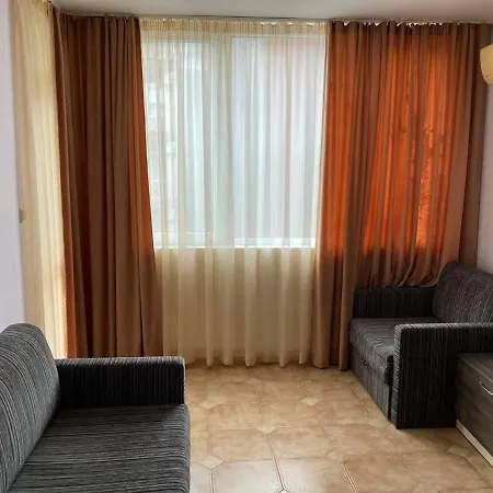 Апартаменти За Семеен Комфортен Отдих В Равда Appartement Nessebar